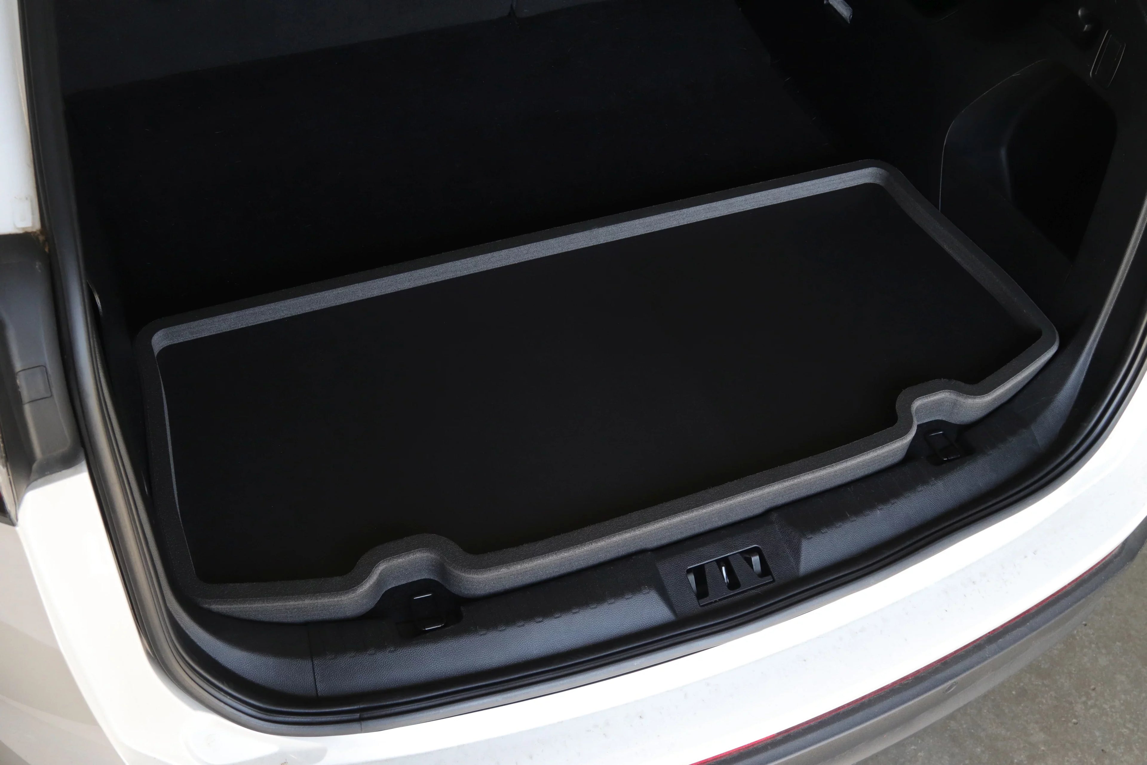 Red Hound Auto Cargo Rear Trunk Mat Liner Tray Custom Direct Fit Floor Hatch Black Pillow Compatible with Ford Edge 2015-2018 Anti-Rattle Waterproof Protector