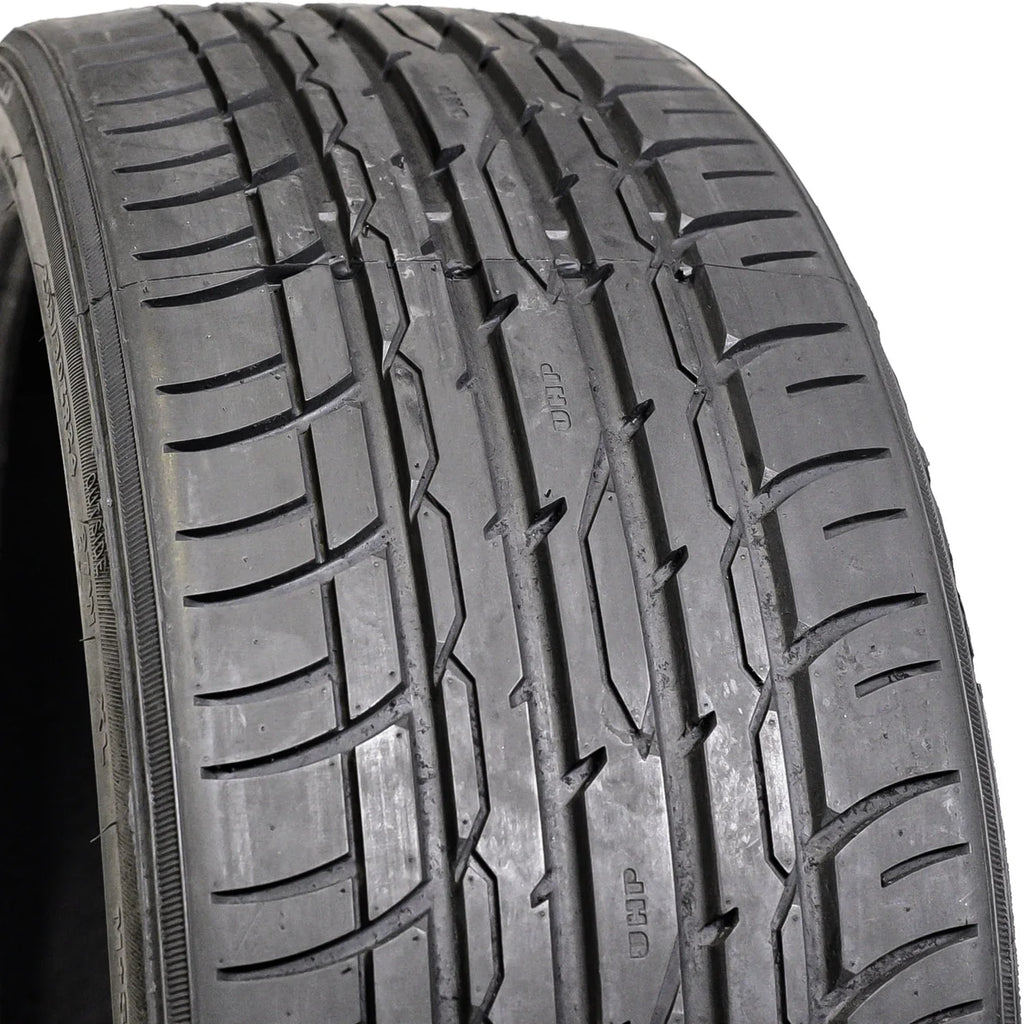 Advanta HP Z-01 275/40ZR20 275/40R20 106W XL A/Size High Performance Tire