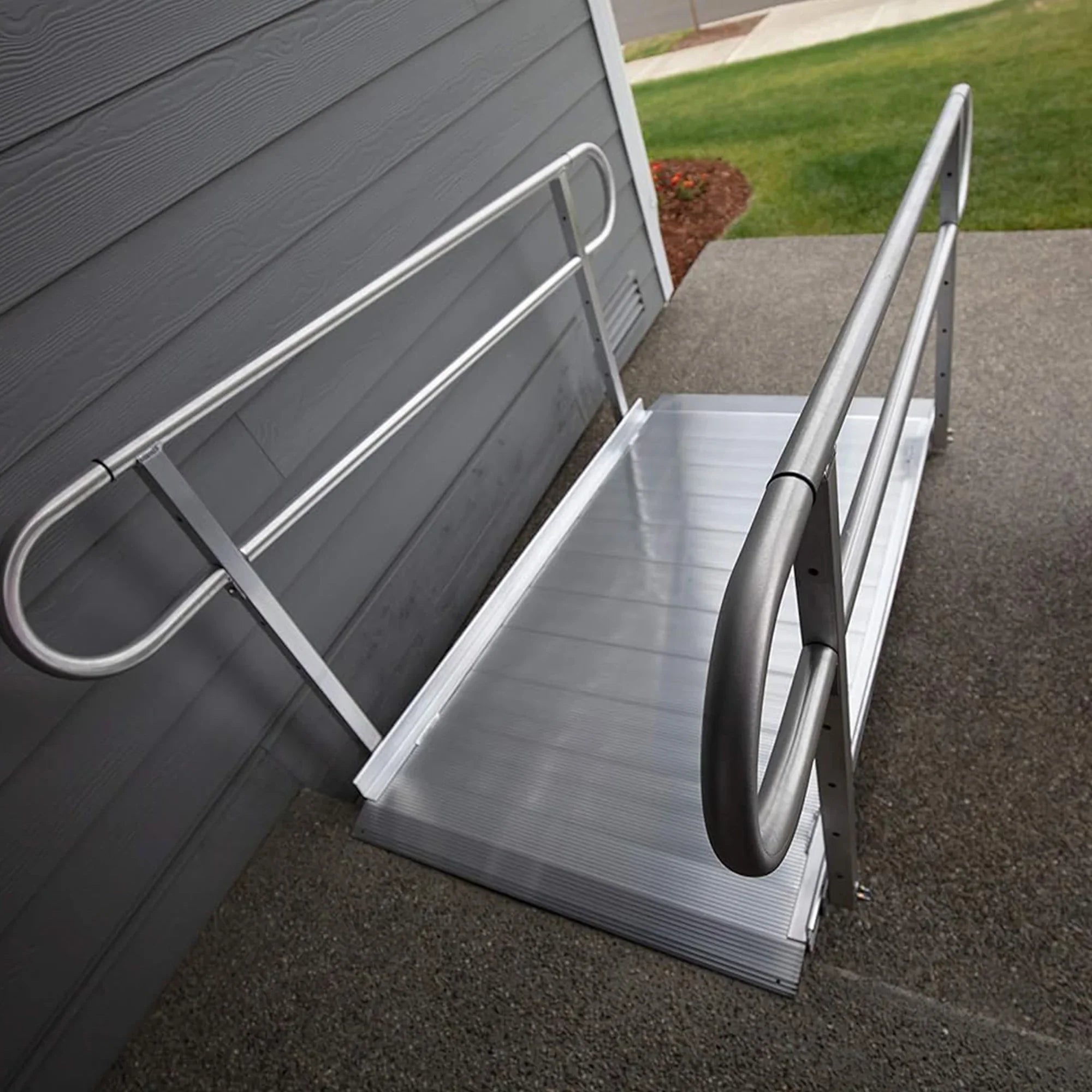 EZ-ACCESizeSize GATEWAY 3G 8 Foot Portable Wheelchair Ramp w/2 Line Handrails