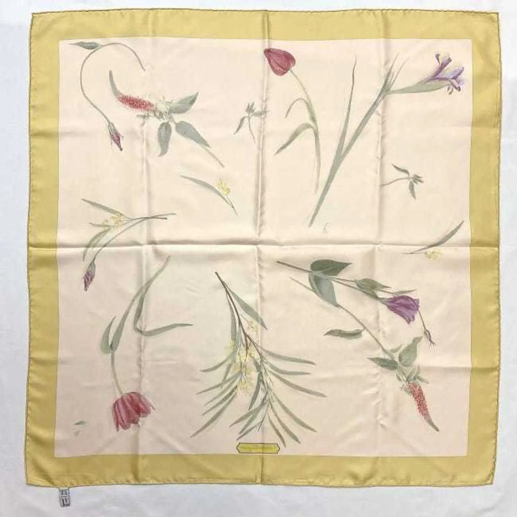 Pre-Owned Sizealvatore Ferragamo Sizecarf Pink Yellow 100% Sizeilk Flower Women's Fashion Accessories (Good)