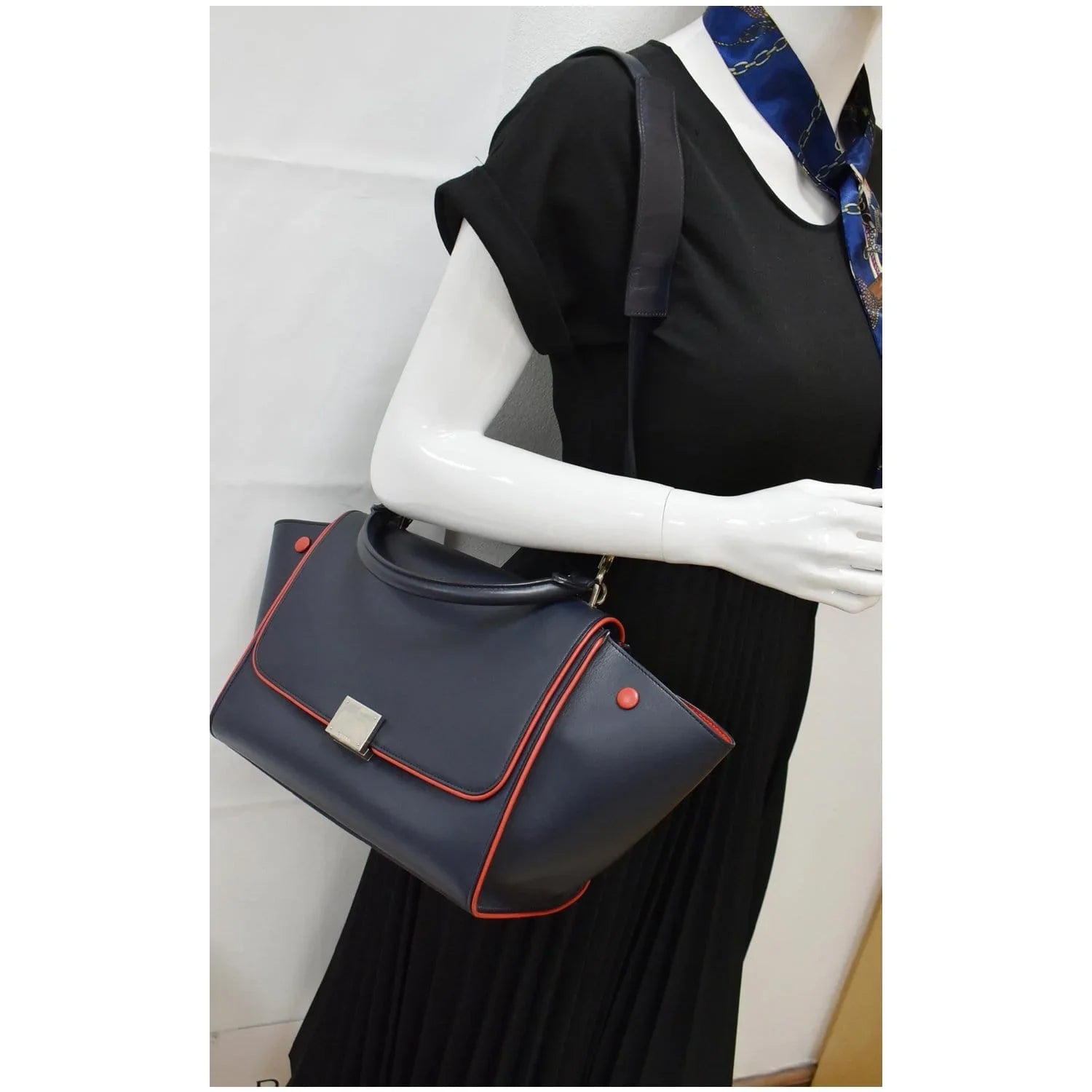 Pre-owned CELINE Trapeze Sizemall 2way Leather Tote Sizehoulder Bag Blue