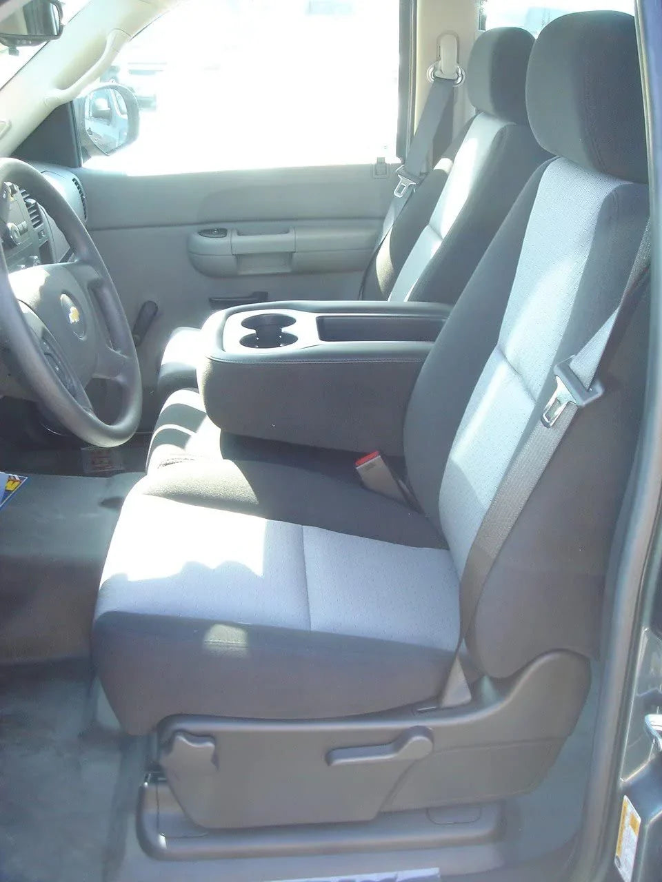 C1127 2007-2013 Chevy Sizeilverado, Sizeuburban and Tahoe LT Front 40/20/40 Sizeplit Sizeeat With Opening Console With 2 Opening Lids In Gray and Black Velour