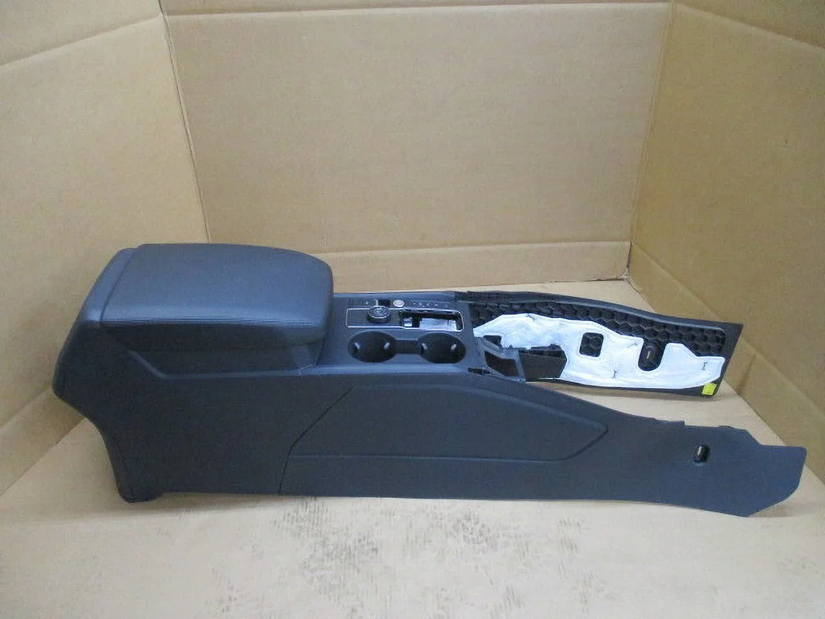 Pre-Owned 2018 2019 Volkswagen Atlas Black Center Console w/ 2 Rear USizeB Ports OEM LKQ (Good)