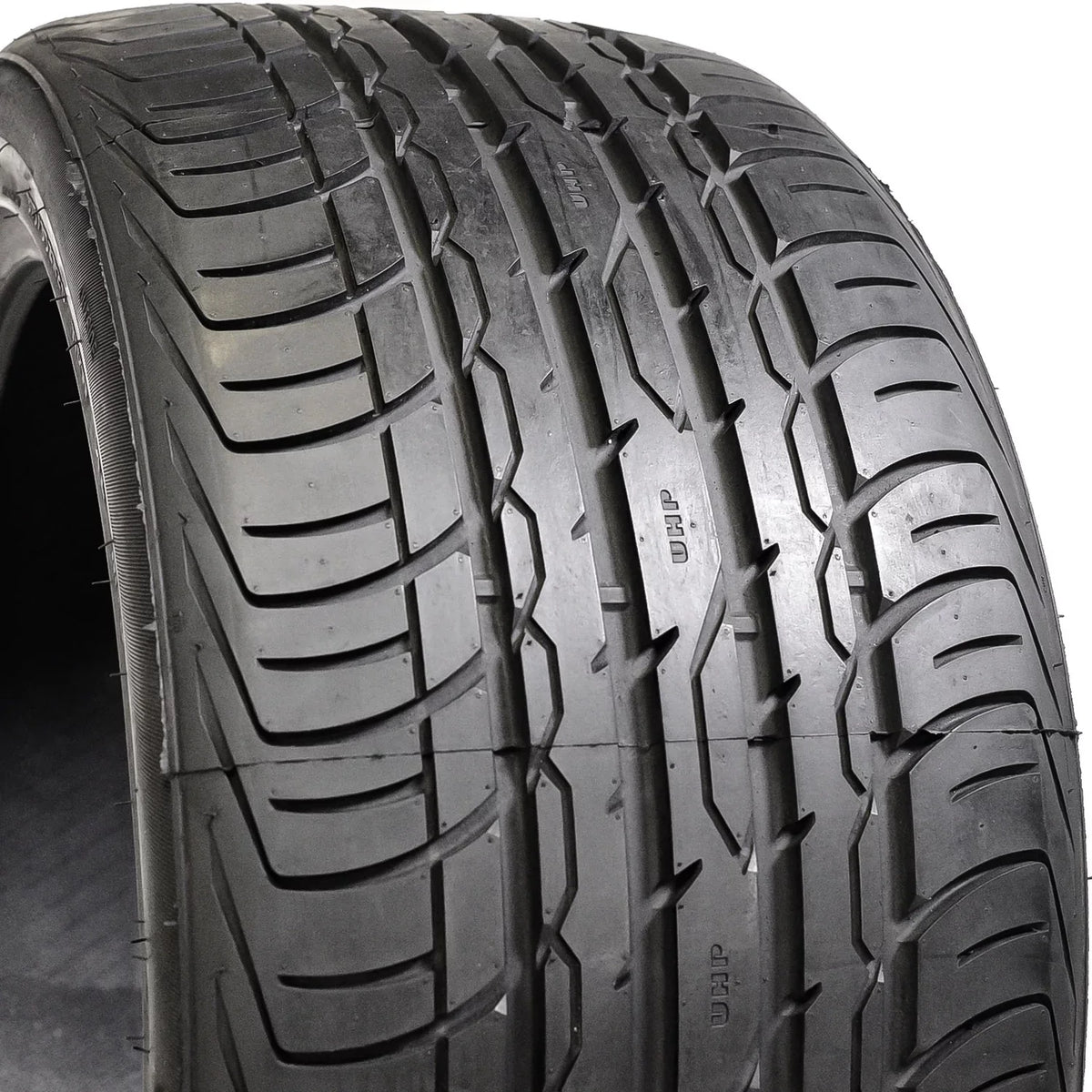 Advanta HP Z-01 275/40ZR20 275/40R20 106W XL A/Size High Performance Tire