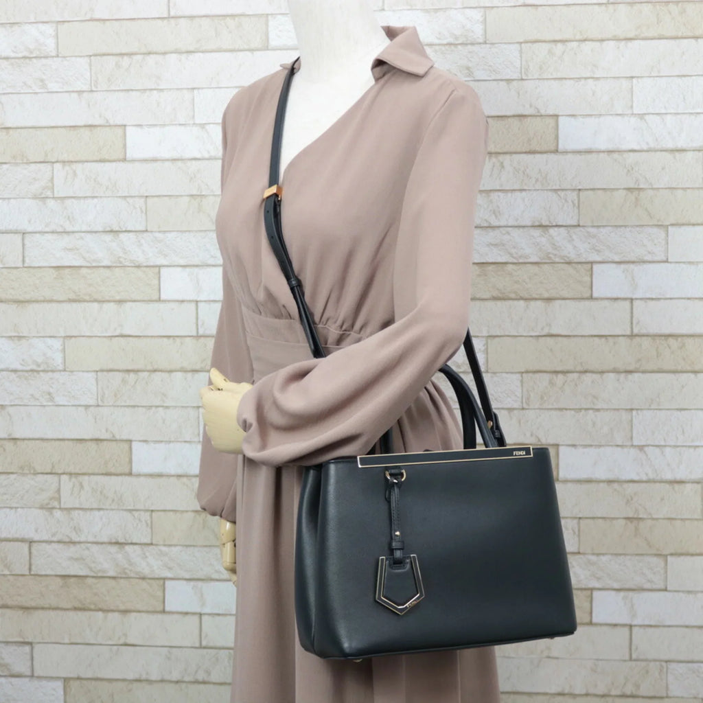 Pre-Owned FENDI Sizehoulder Bag Handbag Toujour Black Ladies (Good)