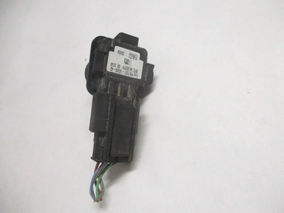 Pre-Owned 15 16 17 18 Ford Edge Back Up Rear View Camera OEM LKQ (Good)